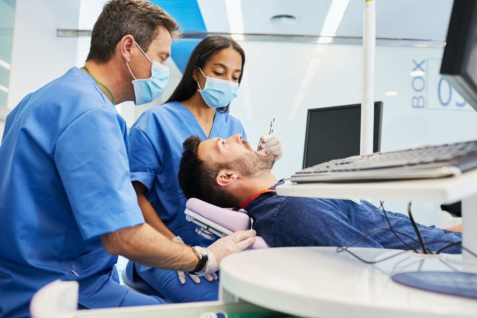 dental emergency in surrey